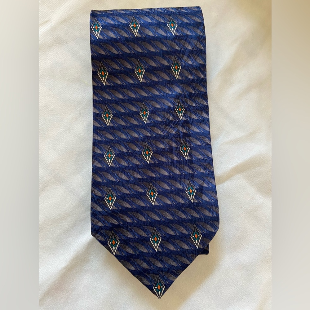 Cute tie